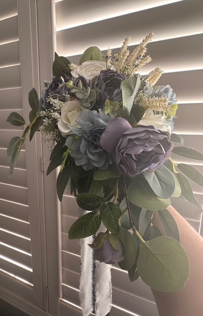 Elevated Cascade Bouquet